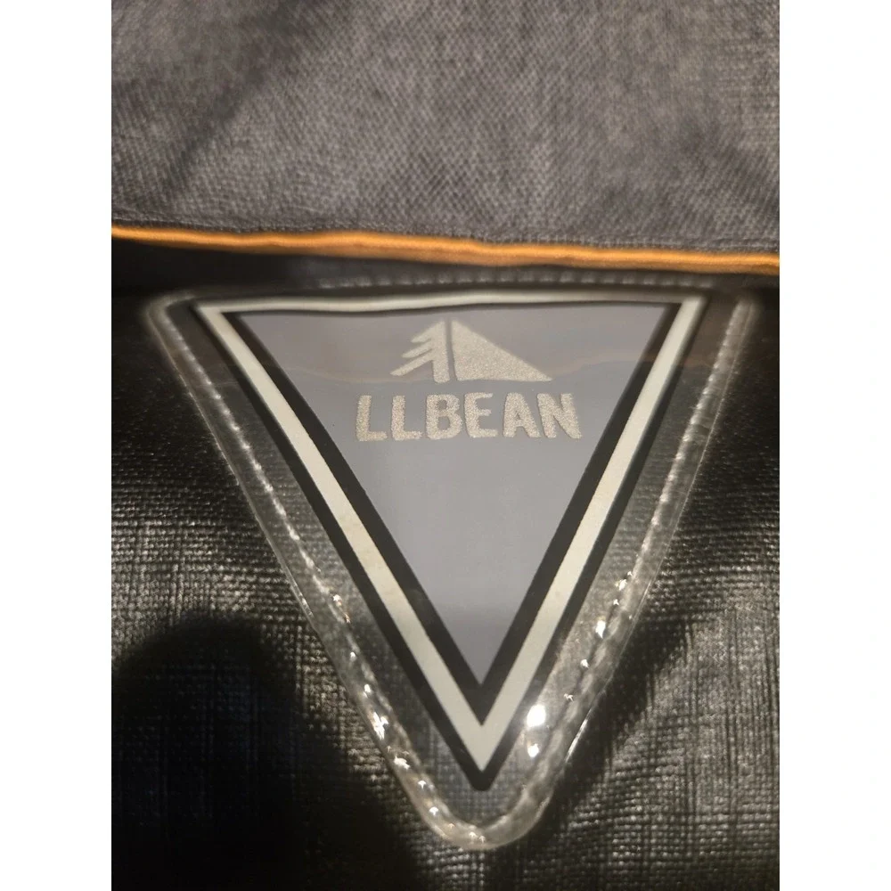 L.L.Bean Laptop Messenger‎ Bag Gray Commuter Rain Cover LED Light Shoulder Bag